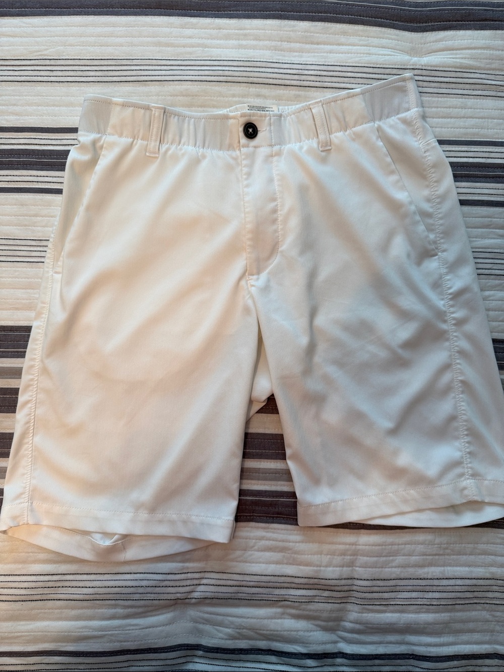 Under Armour White Performance Flat-Front Men's Shorts